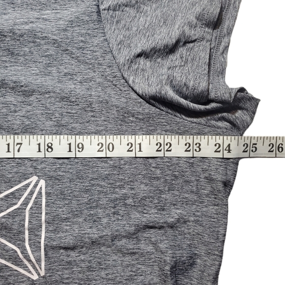 REEBOK logo workout top 1X - Picture 5 of 6
